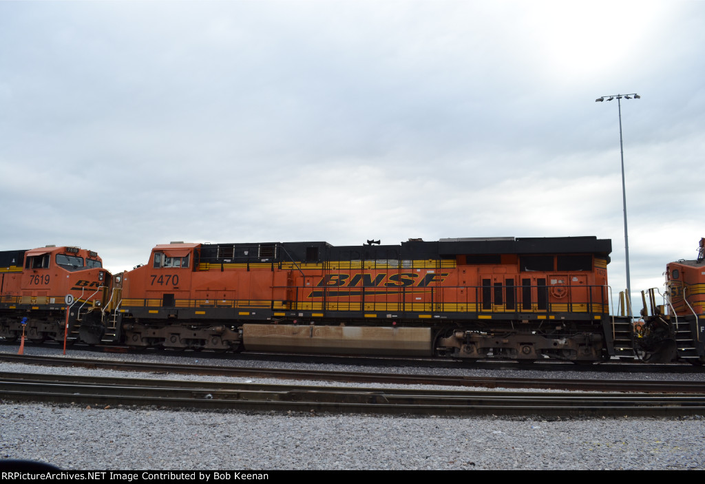 BNSF 7470